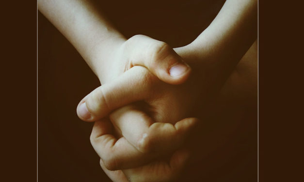 A oração alimenta o amor a Jesus e ao irmão