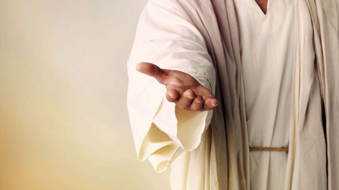 A oração feita com fé “desata” as mãos a Deus