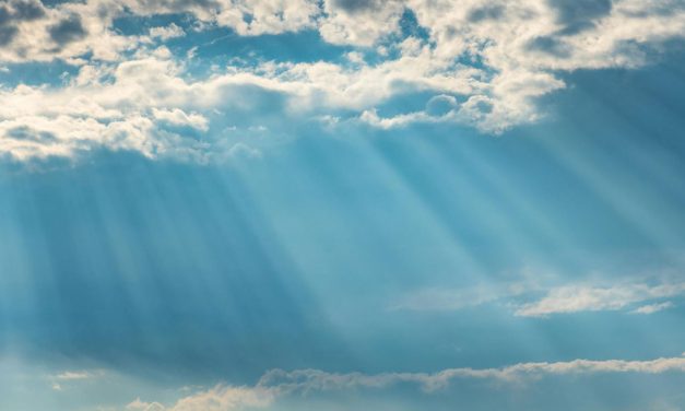 A intercessão dos santos e dos anjos